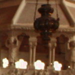 聖トリフォン大聖堂　中央祭壇の１層目には重い屋根を支えるテラモーネ（アトラス）像がある