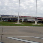 シェム・リアップ国際空港　こじんまりした空港ビル？