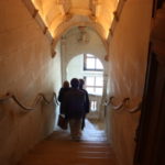 階段　カトリーヌ・ブリソネの市民感覚で作られた直線式階段。フランスの城では螺旋階段が普通であっ