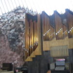 テンペリアウキオ教会　パイプオルガン、教会は音響効果がよく演奏会がしばしば催される