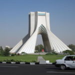 アザディー・タワー　テヘランのランドマーク、１９７１年にペルシャ建国２５００年を記念して建てられた
