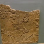 ROOM10（ライオン狩り）　アリーナ（狩猟場）、ライオンが逃げ出さないように柵で囲み、兵士もぐるっと配置されている