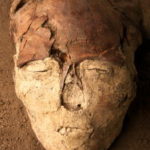 ダマスカス国立博物館　新石器時代、顔を整形した骸骨