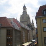 ドレスデン　ブリュールのテラスからフラウエン教会を見る