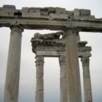 ペルガモン遺跡　トラヤヌス神殿、列柱