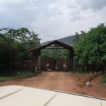 マサイ.マラの宿　ゲート　ロッジはマサイマラ保護区の東北の端にある