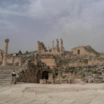 ジェラシュ遺跡　ゼウス神殿、地震による破壊が激しい