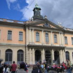 ガムラ・スタンの大広場　証券取引所、ノーベル博物館がオープン。最上階のスエーデン・アカデミーではノーベル文学賞の選考が行われる