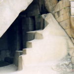 マチュピチュ　太陽の神殿の下部にある陵墓