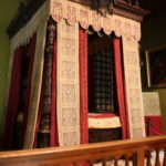 シャンボール伯の記念館　シャンボール伯の豪華寝台