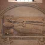 聖トリフォン大聖堂　司教トリポ？の墓石