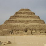 サッカラー　ジョセル王の階段ピラミッド、ピラミッド建設の最初。高さが６０mある