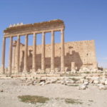 ベル神殿　本殿（内陣）と列柱回廊がよく残っている