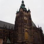 プラハ城　南ファサードの鐘楼、元は南ファサードが正門だった