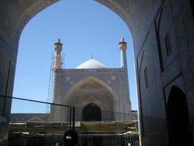 イマームモスク　中央礼拝堂、エイワンとメナーレ