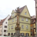 マルクト広場　聖ゲオルクの泉