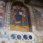 メガロ・メテオロン修道院　 ホーム 通路にある壁画、マンナカはキリスト、ミギはマリア、ヒダリはヨハネ