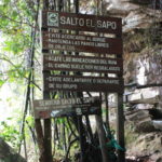 サポの滝　入口の標識