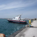 オルティージャ島、西海岸　ポルト・グランデ（大きい港）、大型ヨットが停泊している