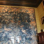 緑の書斎　カトリーヌ・メディシスはこの部屋からフランスを統治した。タペストリーはアメリカ大陸発見をテーマにしている