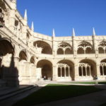 ゼロニモス修道院　ジェロニモス修道院の回廊、繊細な彫刻が施された華麗な建物