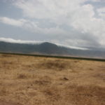 ンゴロンゴロ外縁　外縁にかかる雲が何とも豪快である
