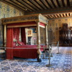 ギーズ公暗殺の現場　このアンリ３世の寝室でカトリック派の巨魁ギーズ公が暗殺された