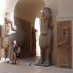 アッシリアのサルゴンル2世の宮殿　有翼人面牡牛像に守られた門