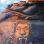 ライオンの門想像図　他のガイドさんが持っていたライオンの門想像図、ライオンの入口の巨大さが分かる