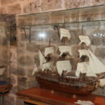 ブドヴァ観光　城壁の博物館、帆船模型
