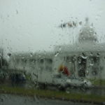 コロンボ　市庁舎、大雨のため何にも見えない