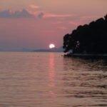 ツァヴタト　ツァヴタトの海岸でみたアドリア海の夕日
